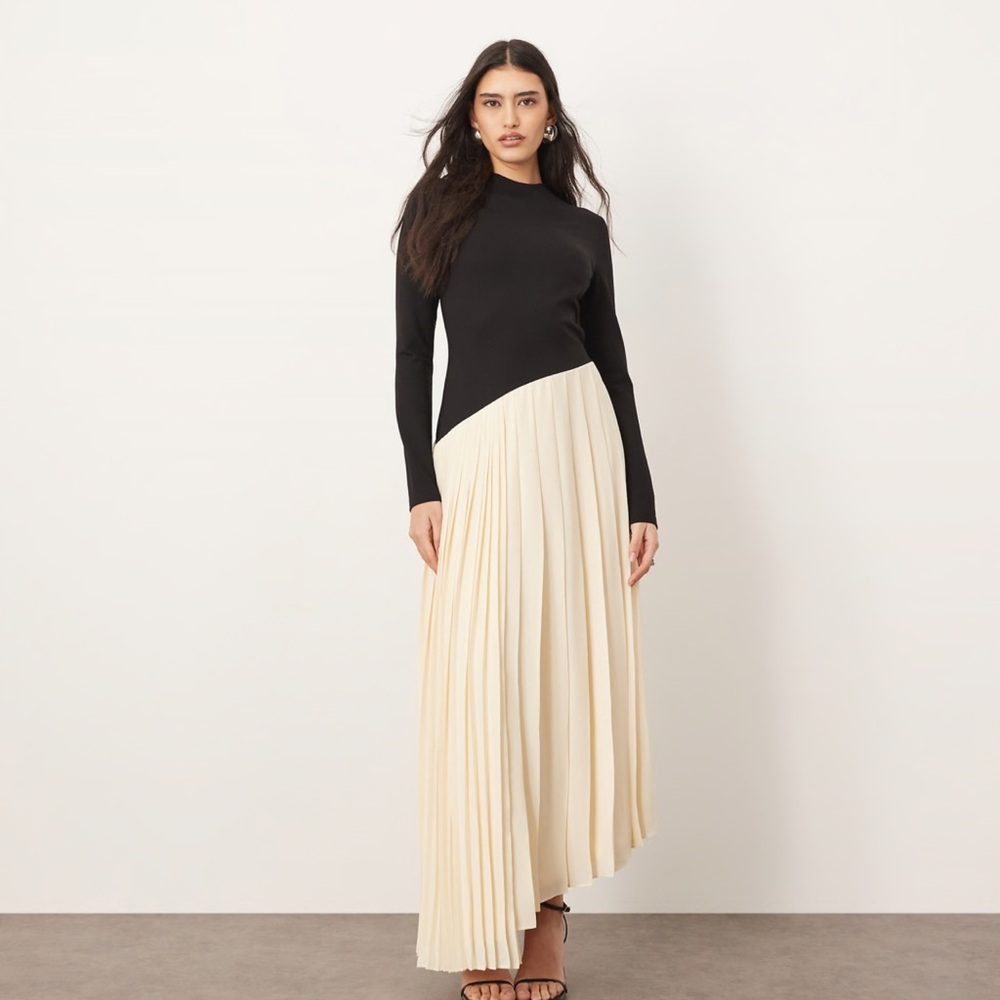 New ARRANGE contrast fabric sculpted maxi dress with pleat skirt in black Sz:14